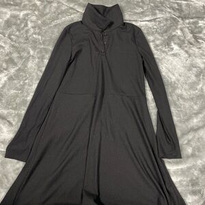 Elegant Black Long-Sleeve Dress